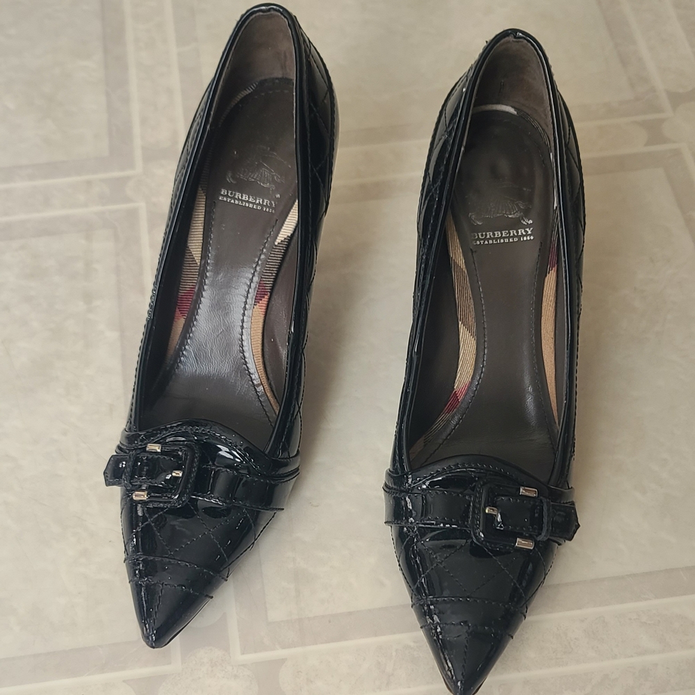 Burberry Black Quilted Patent Leather Pumps